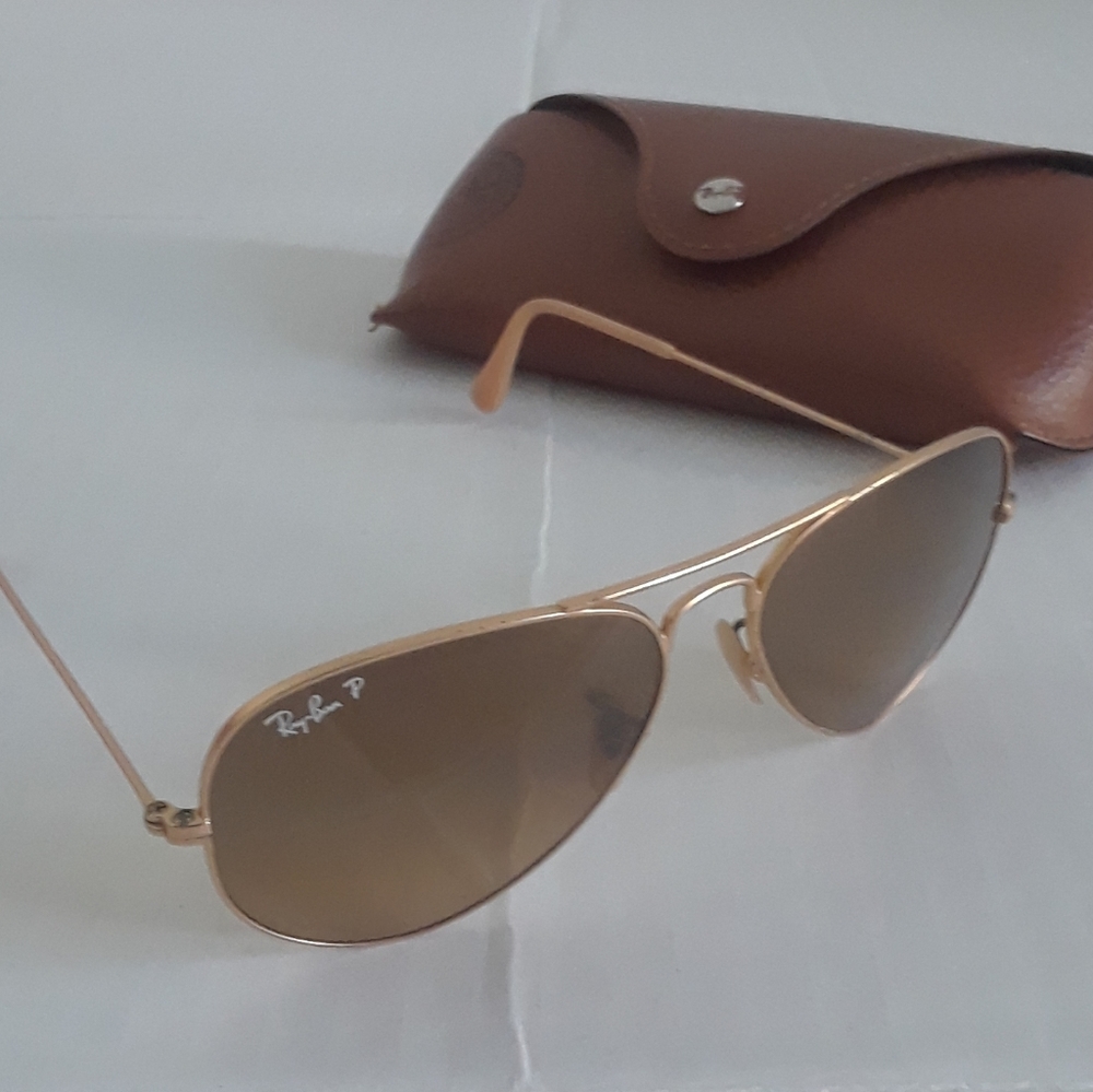 Polarized Ray-Ban Tan Aviator Sunglasses Timeless Design